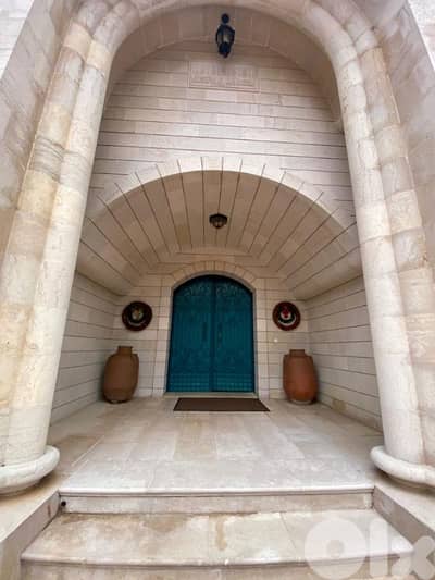 RWK121EN - Luxurious villa for sale in Ghosta