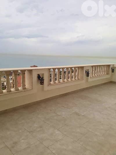 شقة دوبلكس فاخرة للبيع في خلدة – إطلالة بحرية مفتوحة