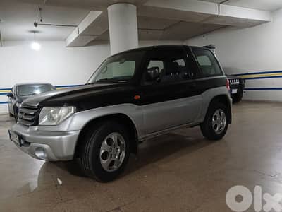 Mitsubishi Pajero 2002