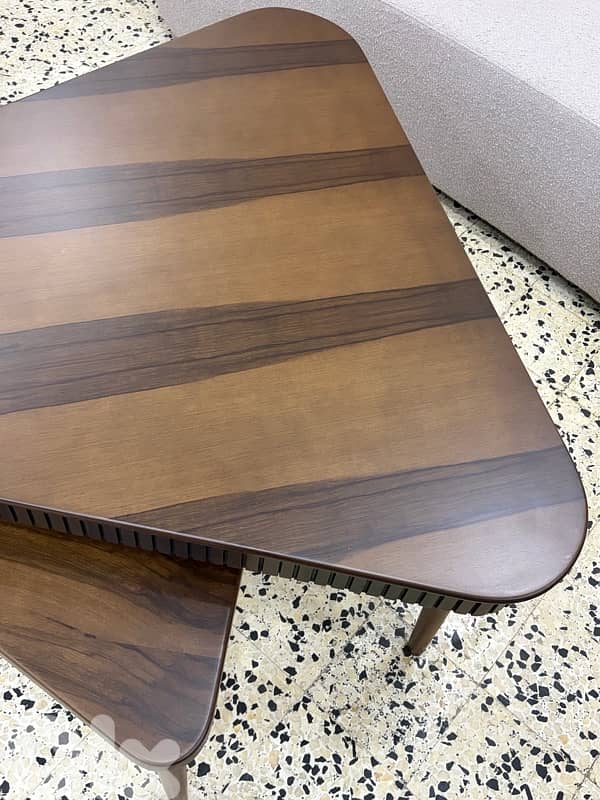 Wooden triangle table 3