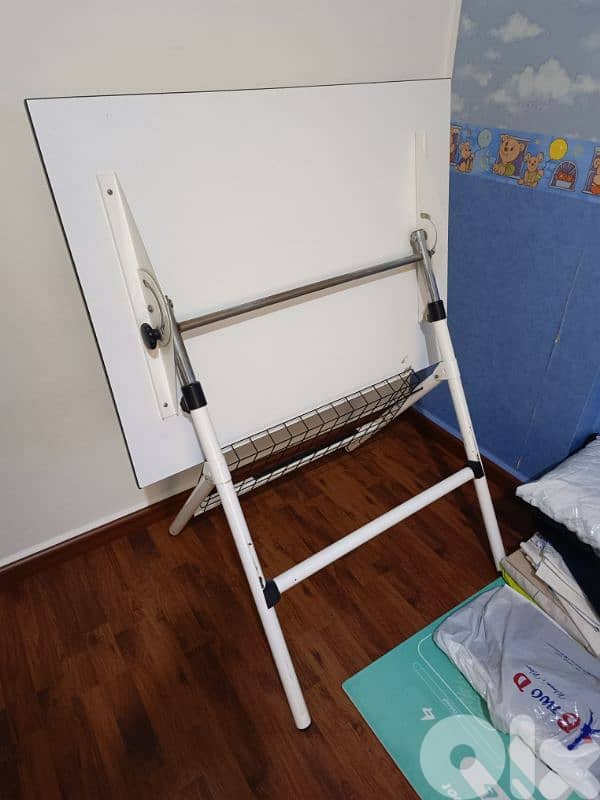 architecture table 1