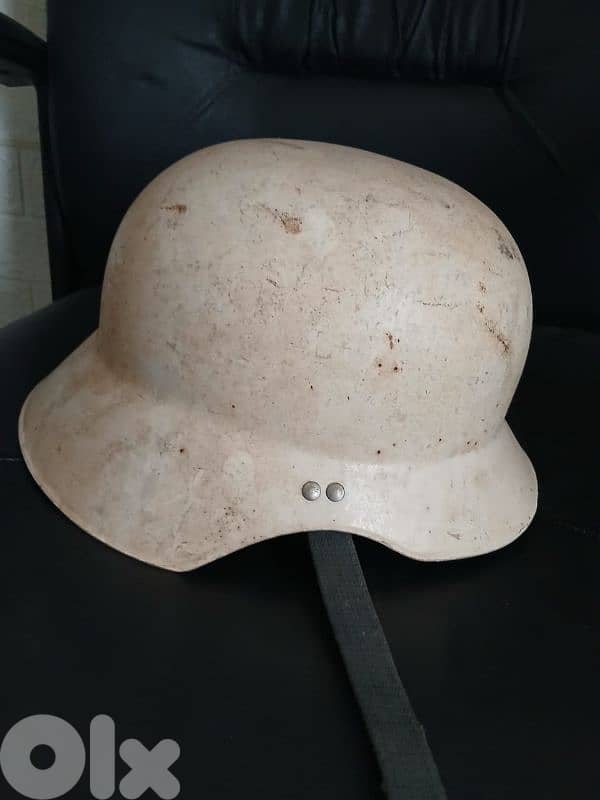 خوذة قديمة 1