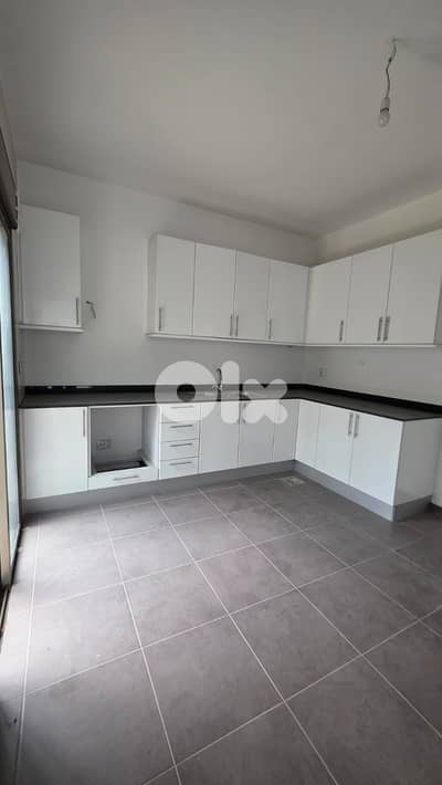 Apartment For Sale in Cornet Chehwan -شقة للبيع في قرنة شهوان