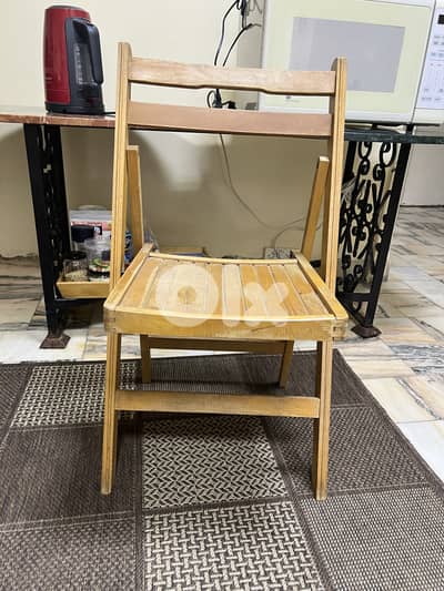 كراسي تنطوي