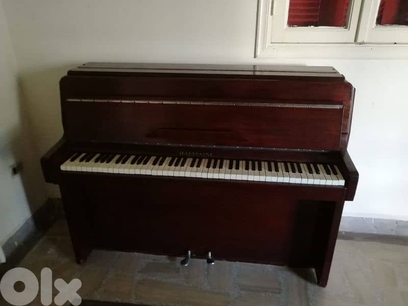 old D'almaine piano 2