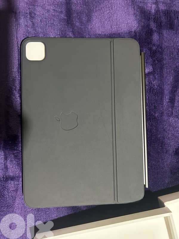 apple ipad pro 11 m4 magic keyboard with box 4