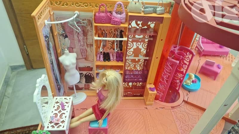 New Barbie dream house (original) With all the accessories 7