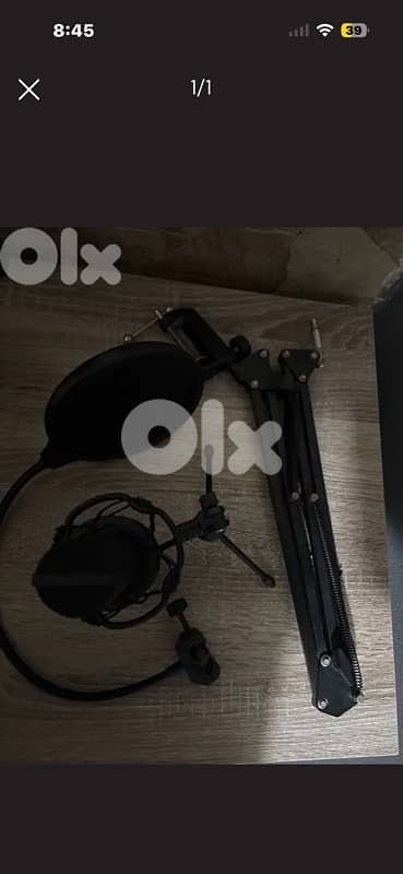 gaming microphone with stand