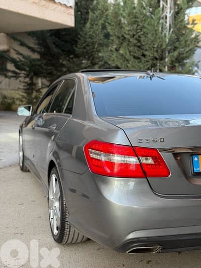 Mercedes-Benz E-Class 2010