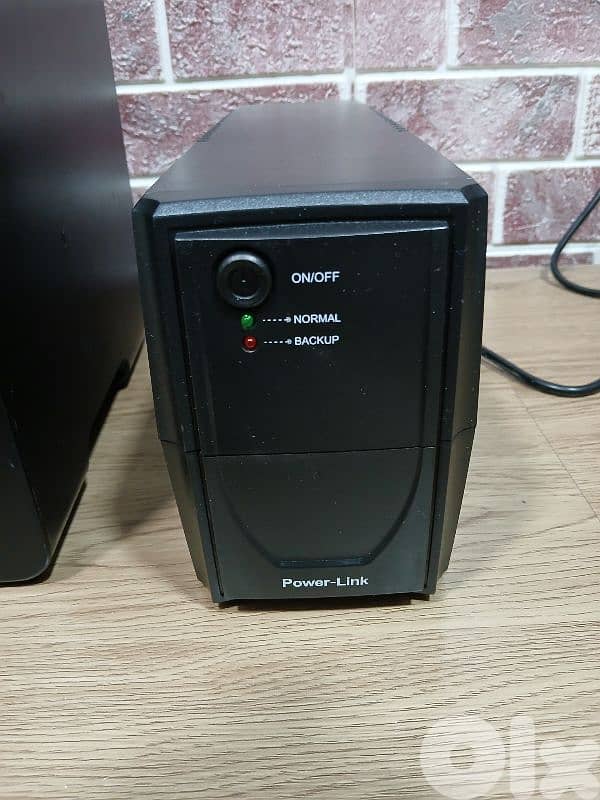 Hp lazerjet M1132 printer - scanner and ups 900 va 3