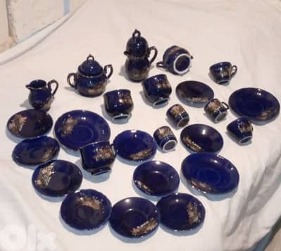 ٢٥ قطعة ياباني اصلي بورسلان ازرق كوبالت