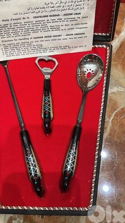 طقم جزيني الاصلي مع شهادة،بالعلبة غير مستعمل،قطع فنية من تراث لبنان