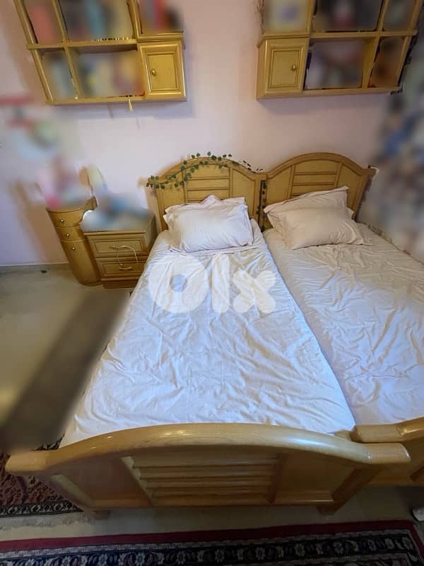 Two TwinXL beds great condition -خشب زين 2