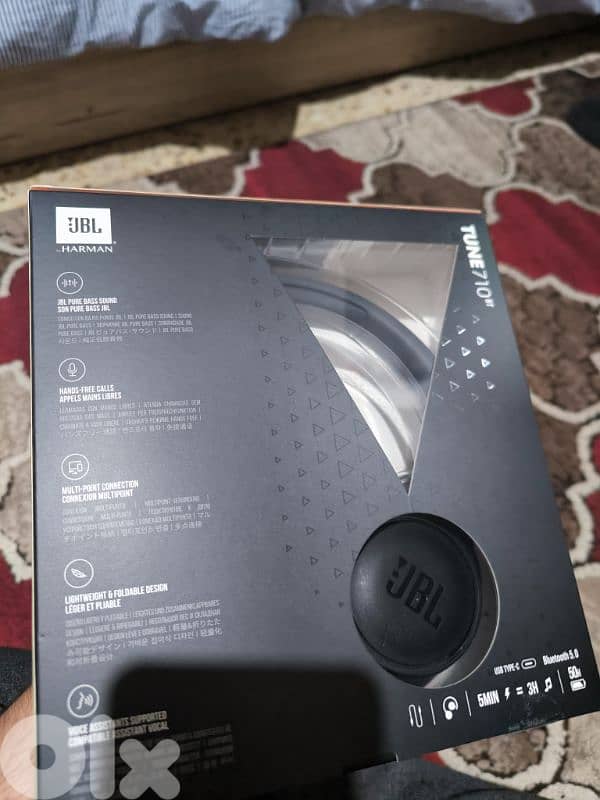 JBL 710BT Wireless Headphones (USED!) 3