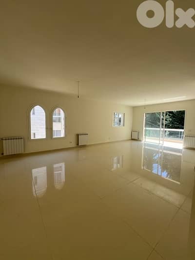 Apartment for Rent in Ain Saadeh شقة للإيجار في عين سعاده