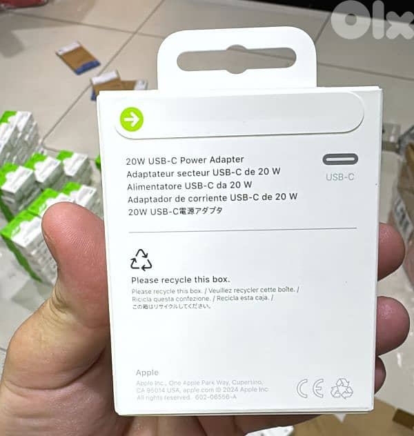 Apple usb-c 20w adapter 2pin lebanon 1