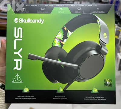 Skullcandy Slyr wired gaming headset green