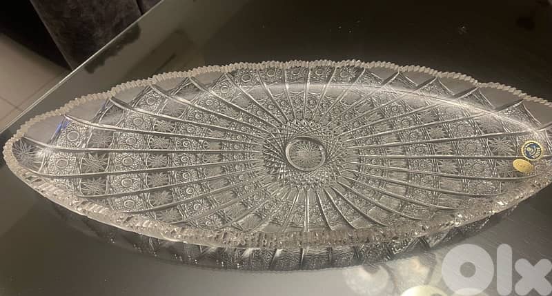 صحن كرستال بوهيمي كبير الحجم نقش ناعم درجه اولى عدد ١ 20cm * 54cm 1