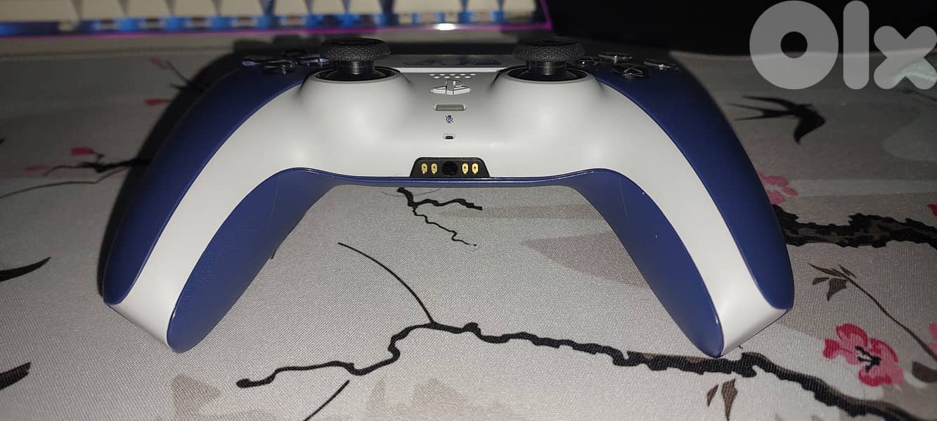 PS5 DualSense Controller (God of War Ragnarök Limited Edition) 3