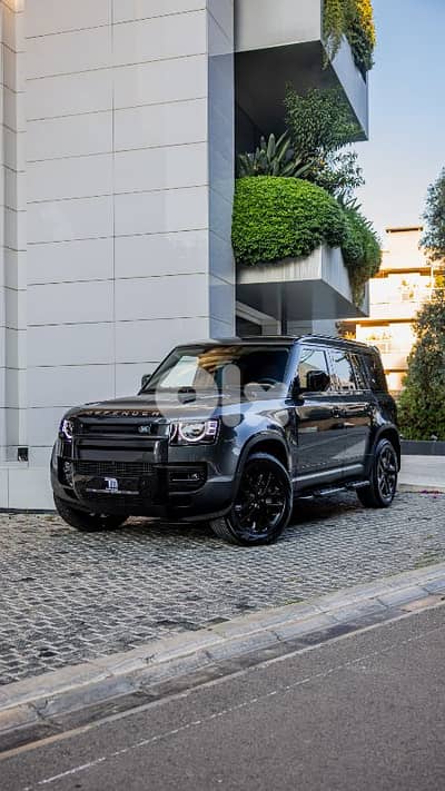 DEFENDER  P400 HSE 2023 WARRANTY TILL 2028 + SERVICE PACKAGE