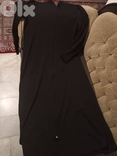 ela sa7ab la ta7t btlabs ll 80 kg. jdidi bs b 15 dollar jbta b 30