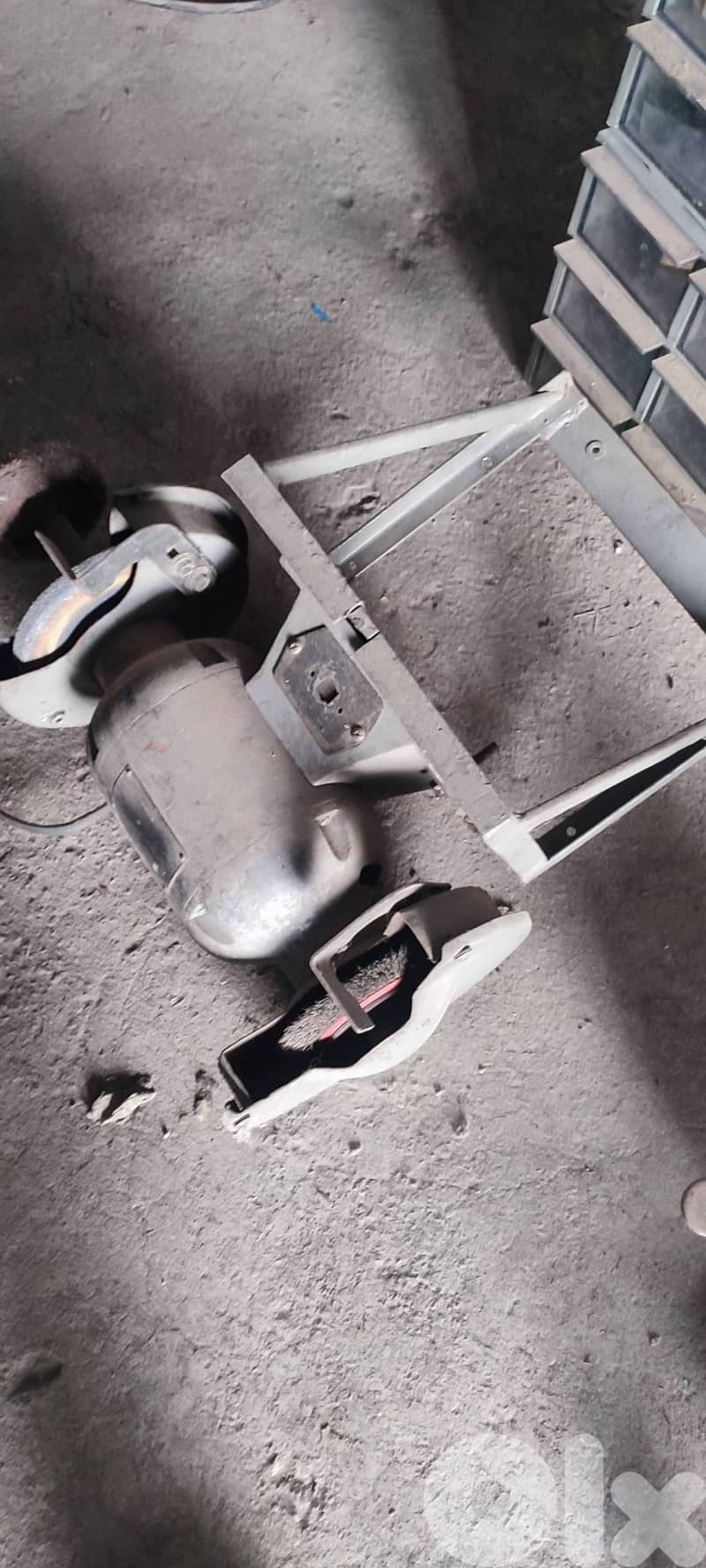 URGENT SALE for 2 days: Garage tools and equipment 10