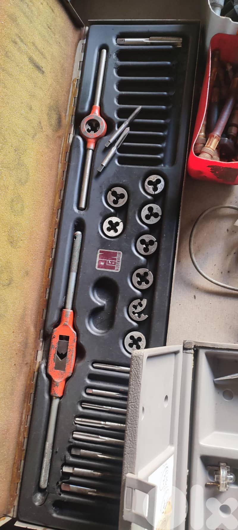 URGENT SALE for 2 days: Garage tools and equipment 12