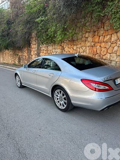 Mercedes-Benz CLS-Class 2012
