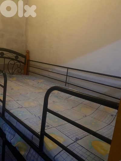 bunk bed سرير بطابقين