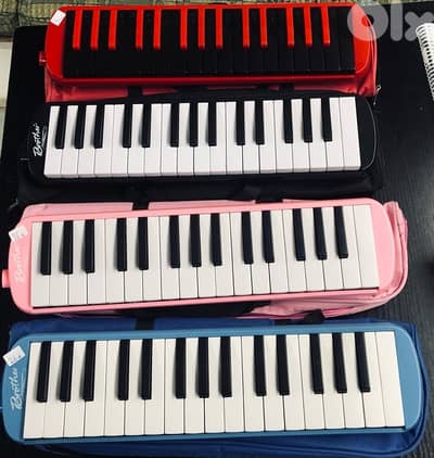 melodica different colors