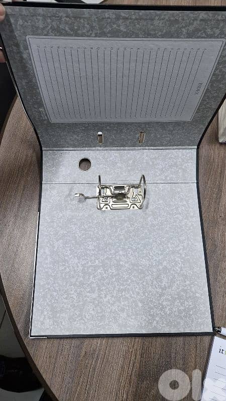 El 7abbeh bi 1$ / Classeurs / document binders 1