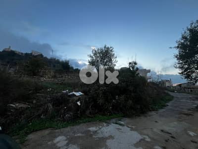 أرض للبيع في شويا / زغرين Land for sale in Zeghrine / Chweya