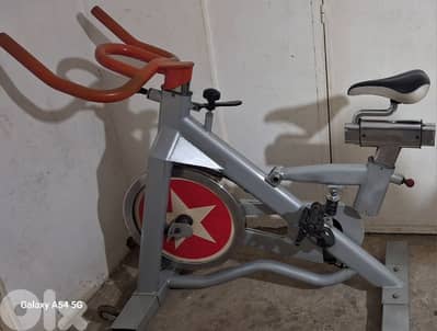 Spining bike للاوزان الثقيلة والنوادي b 100$