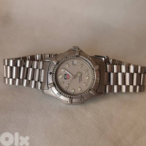 tag heuer professional 200m quartz ladies 30 mm titanium 1