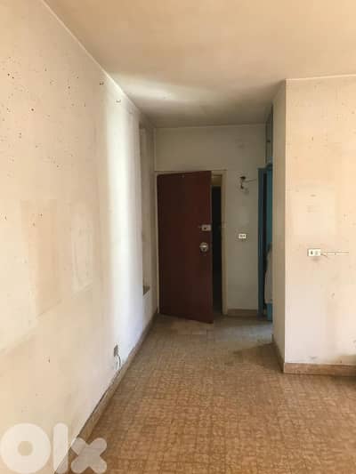 INVEST CALL!! BLISS CLOSE TO AUB UNIVERSITY / NEED RENOVATI , (HA-329)
