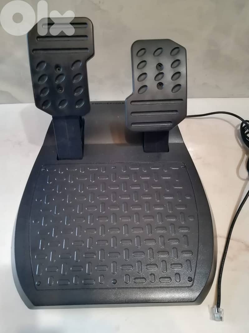 Steerin wheel & clutches in original box 1