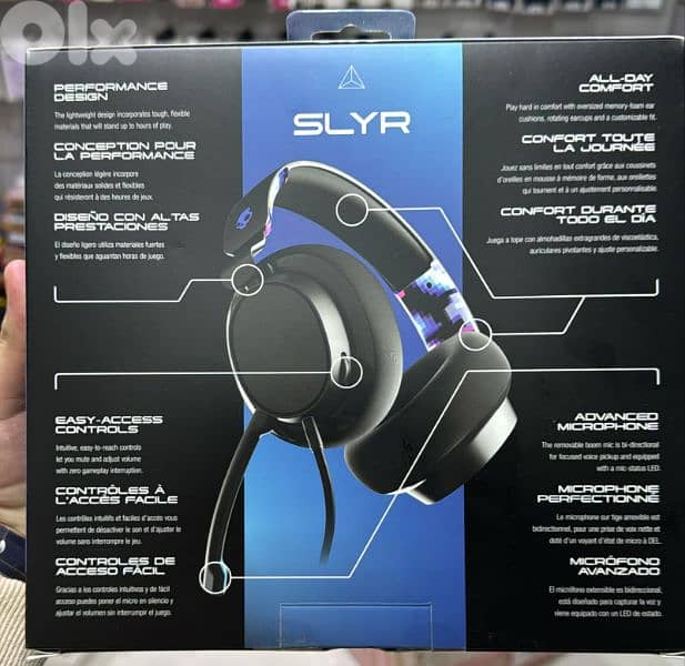 Skullcandy Slyr wired gaming headset blue 1