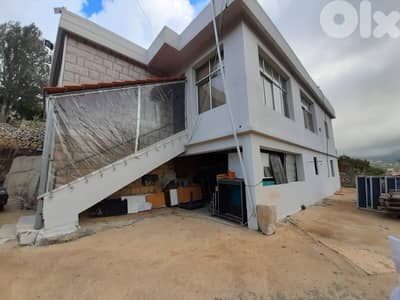 RWK308GZ - Stand alone house with land for sale in Kfardebian