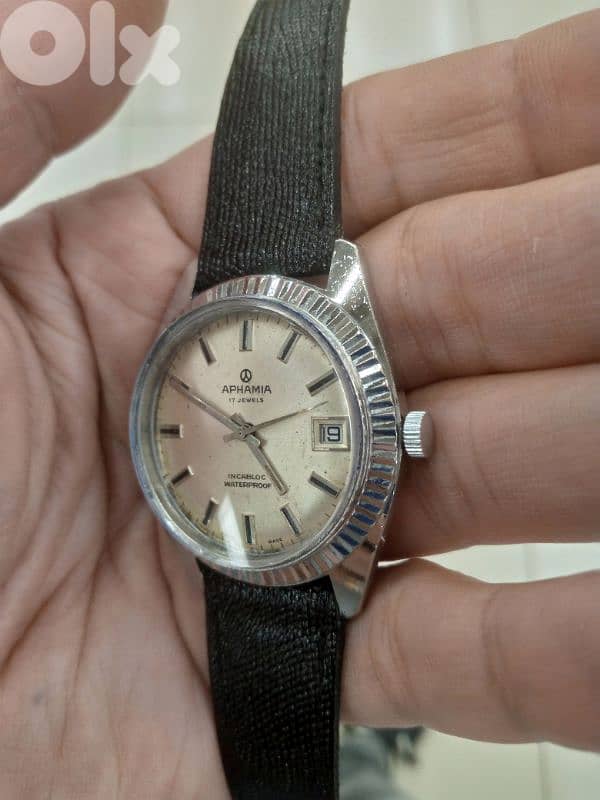 extremely rare Vintage Swiss watch APHAMIA incabloc 17 jewels 1