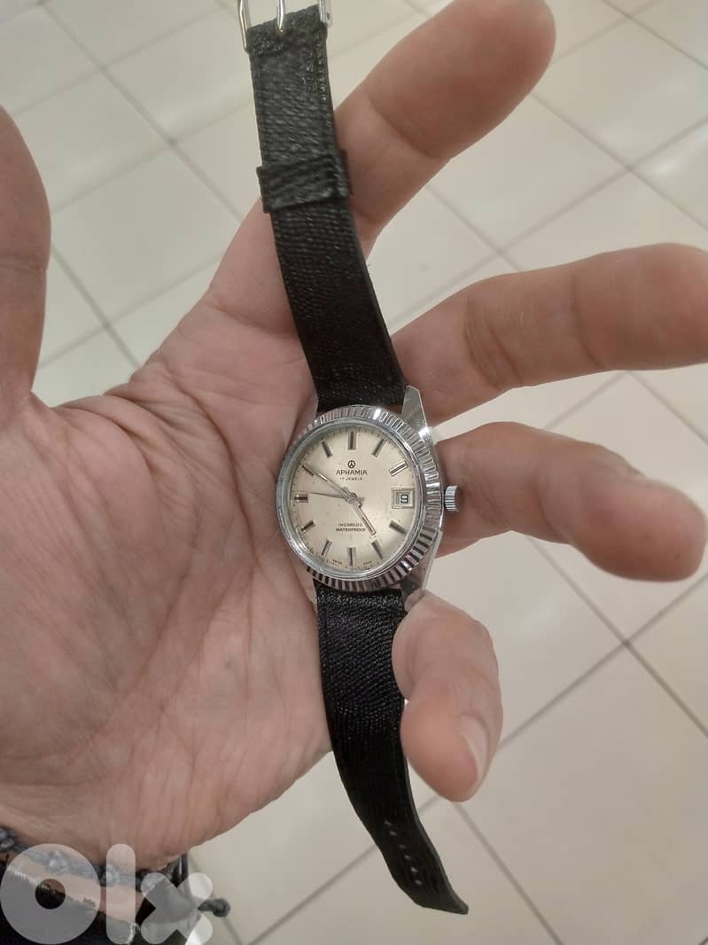 extremely rare Vintage Swiss watch APHAMIA incabloc 17 jewels 4