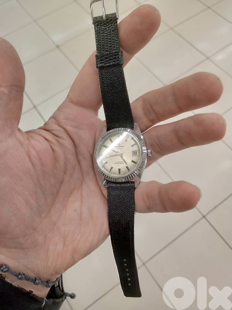 extremely rare Vintage Swiss watch APHAMIA incabloc 17 jewels 5