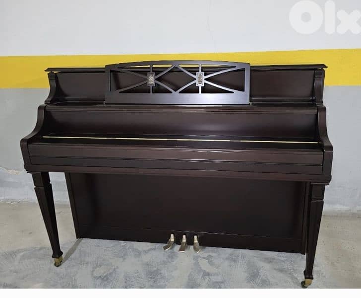 Yamaha piano 1