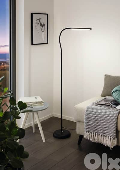 EGLO Laroa LED Floor Lamp – Slim, Dimmable Task Lighting