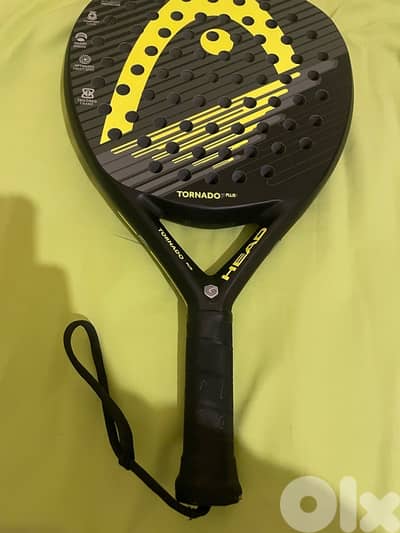 head tornado plus padel racket