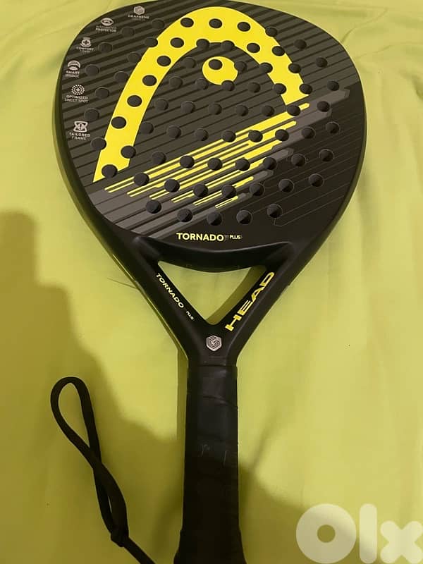 head tornado plus padel racket 4