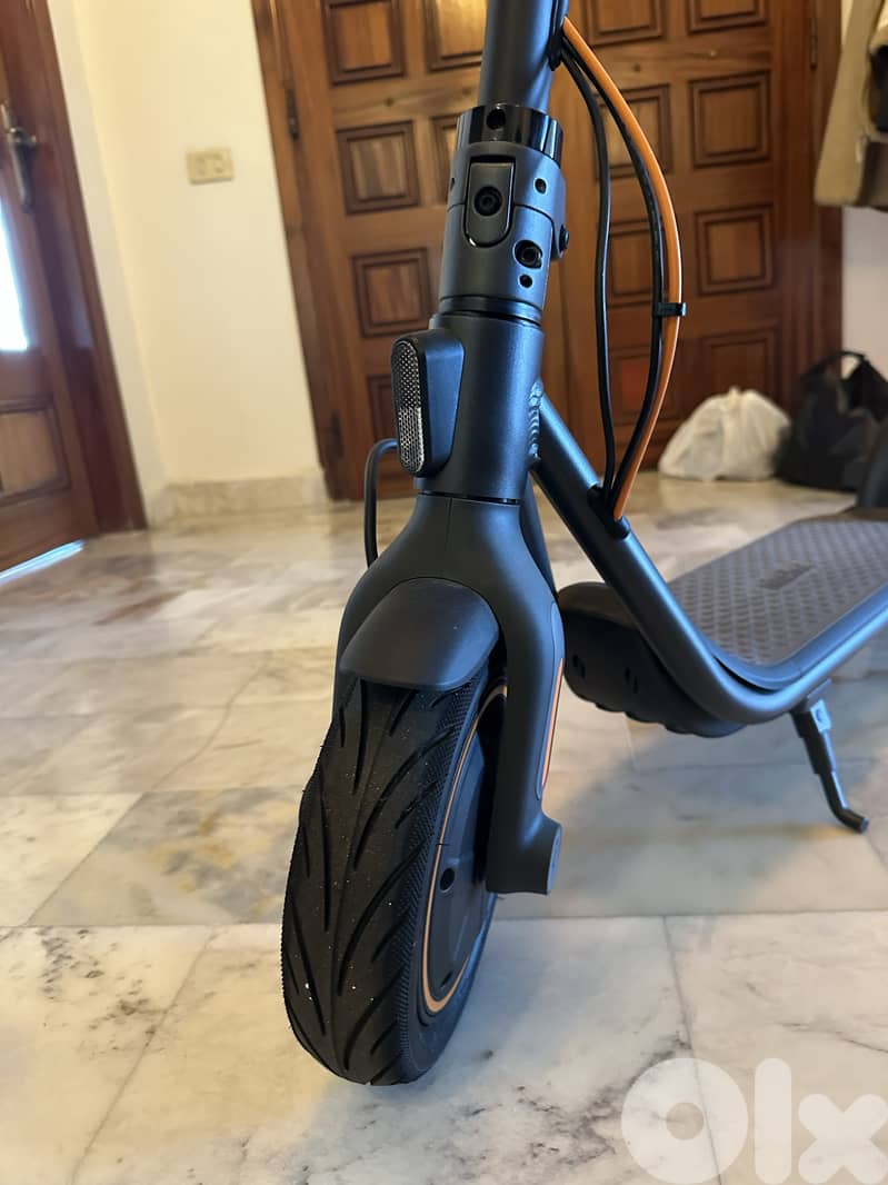 Segway F40I Ninebot KickScooter 18