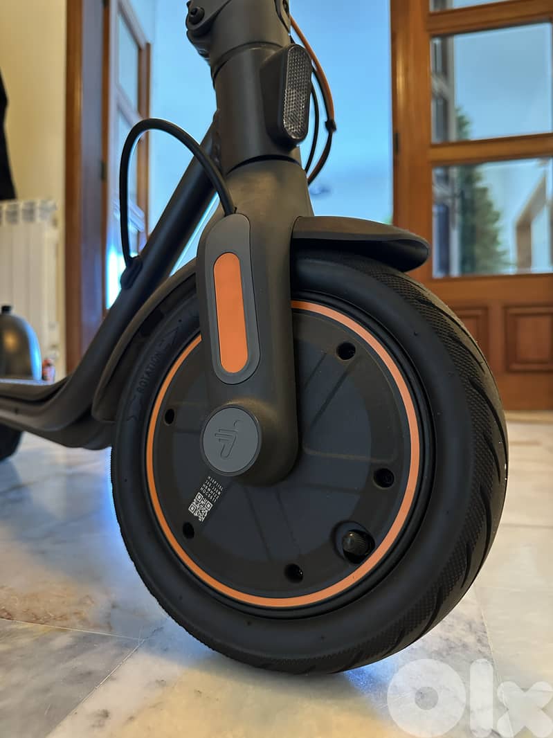 Segway F40I Ninebot KickScooter 9