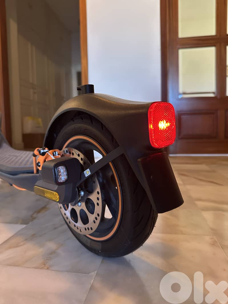 Segway F40I Ninebot KickScooter 14