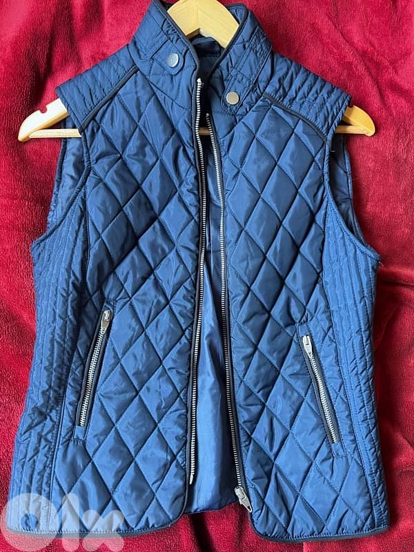 VERO MODA QUILTET VEST LIKE NEW 2