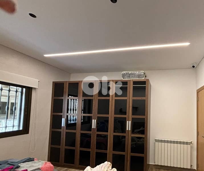 Twin bedroom, tv unit, wardrobe 1